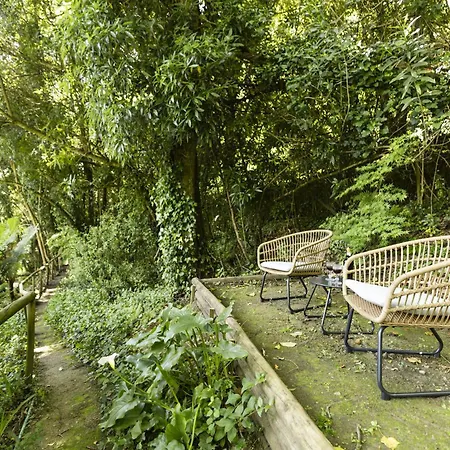 Villa Stream Side Haven By Cadenzalux Colares